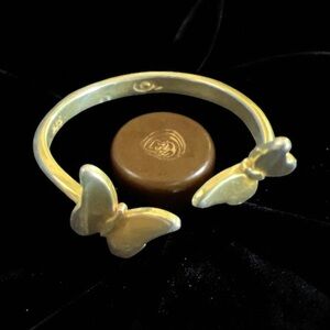 Elegant Gold Butterfly Bracelet